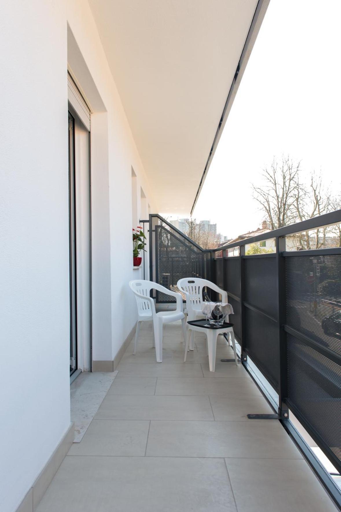 Hotel Gambrinus Lignano Sabbiadoro Rum bild